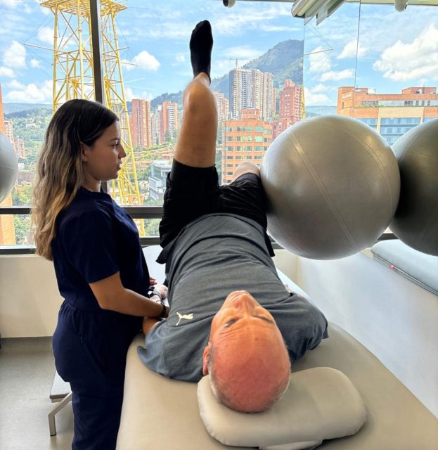 El secreto para llegar a la adultez sin dolor: el movimiento consciente como medicina preventiva