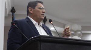 Ely Ramón Atencio es juramentado como miembro del CEN de AD