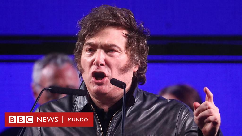En qué consiste exactamente la polémica reforma de Milei que endurece las medidas contra los inmigrantes en Argentina