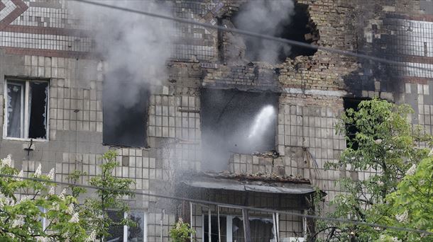 Entra en vigor el alto el fuego unilateral de tres días en Ucrania declarado por Putin