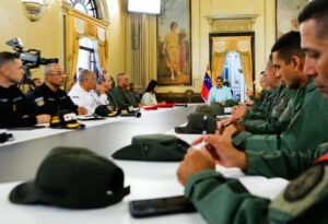 Erik Prince y la mafia albanesa vinculados a presuntos ataques en Venezuela, según Maduro