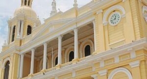 Esta es la catedral de Chiclayo en Perú, donde el papa León XIV fue obispo