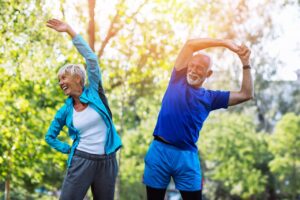 Esta es la clave para cuidar tu salud después de los 60 años, según expertos