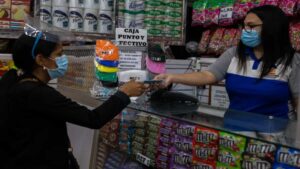 Está siendo "inviable" para los comercios manejar un negocio que tiene compromisos en divisas
