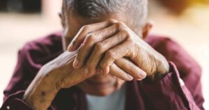 Estudio de la OMS señala que factores sociales determinan más la salud que los genéticos