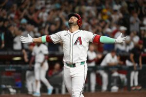 Eugenio Suárez, primer venezolano con cuatro jonrones en Grandes Ligas