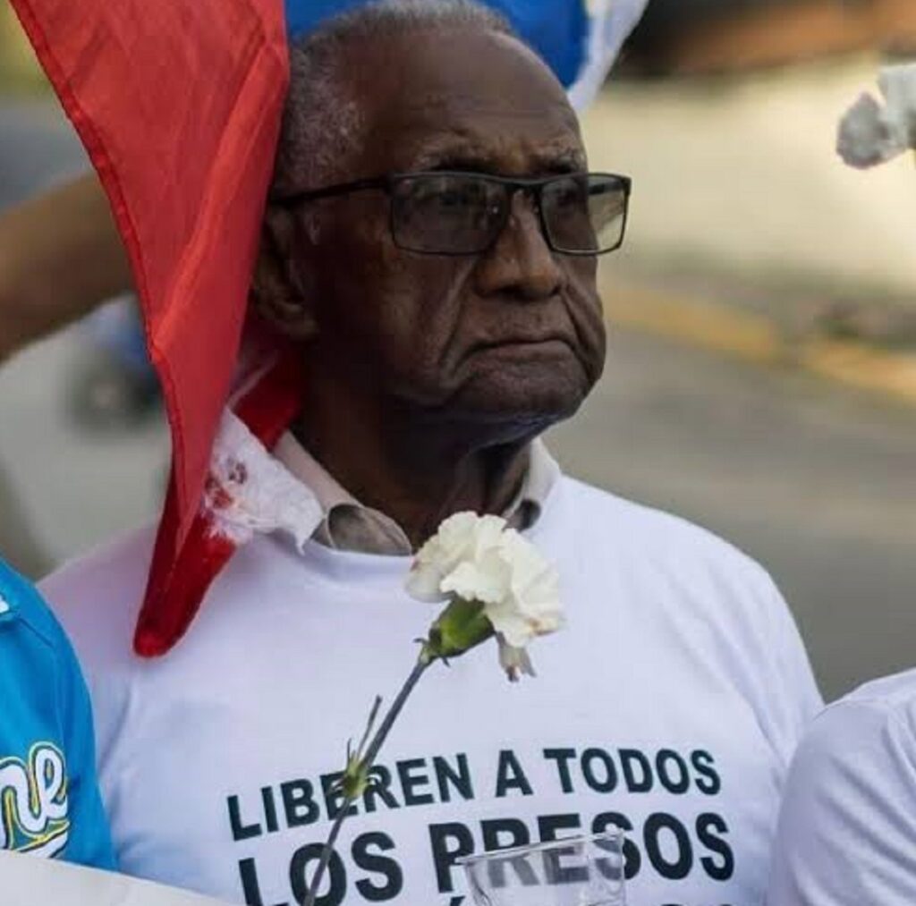 Excarcelados dos presos políticos