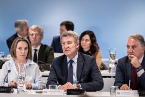 Feijóo convoca una protesta el día 8 contra la "corrupción" de Sánchez y reta a los socios a una moción de censura