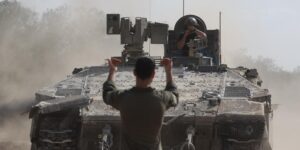 Francia, Canadá y Reino Unido amenazan a Israel con «medidas concretas» si no cesan sus «acciones escandalosas» en Gaza