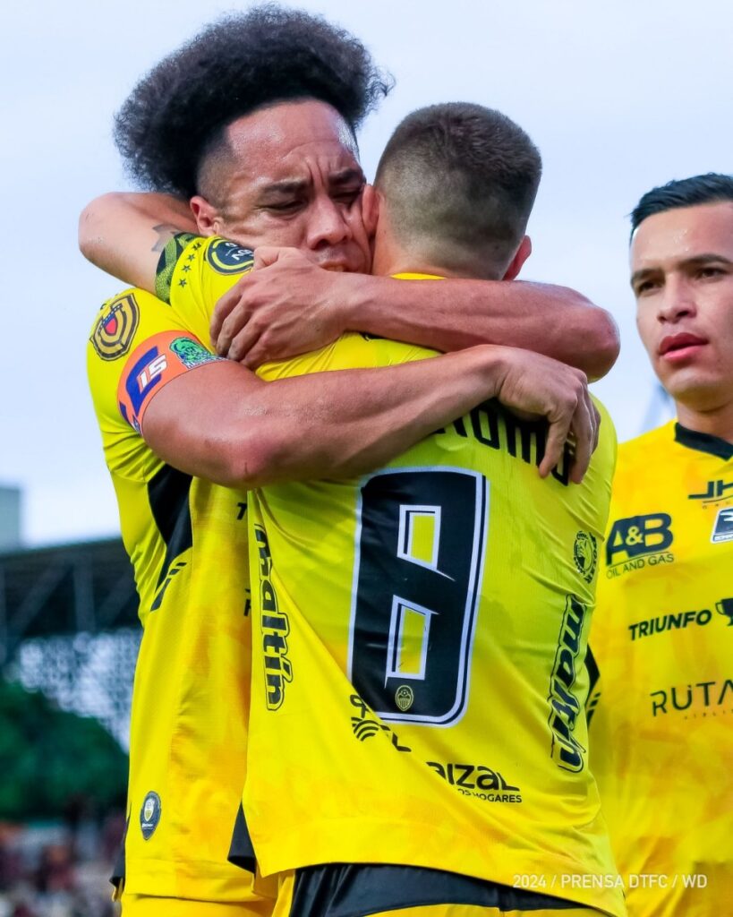 Goleada y primer finalista del Apertura – Diario La Nación