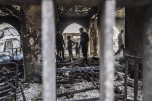 Guerra Israel-Gaza | Directo: Las defensas aéreas de Israel interceptan un misil lanzado desde Yemen