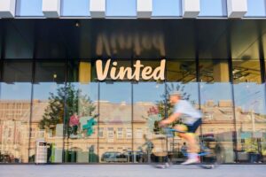 Había una guerra en Europa por hacerse con el mercado digital de la segunda mano y ya tenemos un claro ganador: Vinted