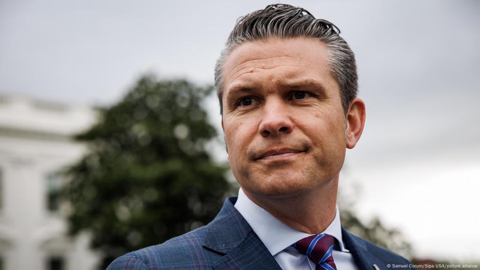 Hegseth ordena recorte del 20% en altos mandos de EE.UU. – DW – 06/05/2025