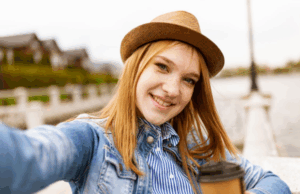 IA FaceAge estima la edad biológica a partir de un selfie