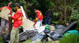 Impresionante hallazgo en unos cambuches en zona de alto riesgo en Suba