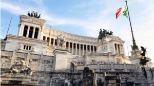 Italia regalará pasaporte europeo a personas que tengan estos apellidos