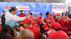 Jefe de Estado: Defendemos los ingresos porque la guerra económica la retomaron - Yvke Mundial