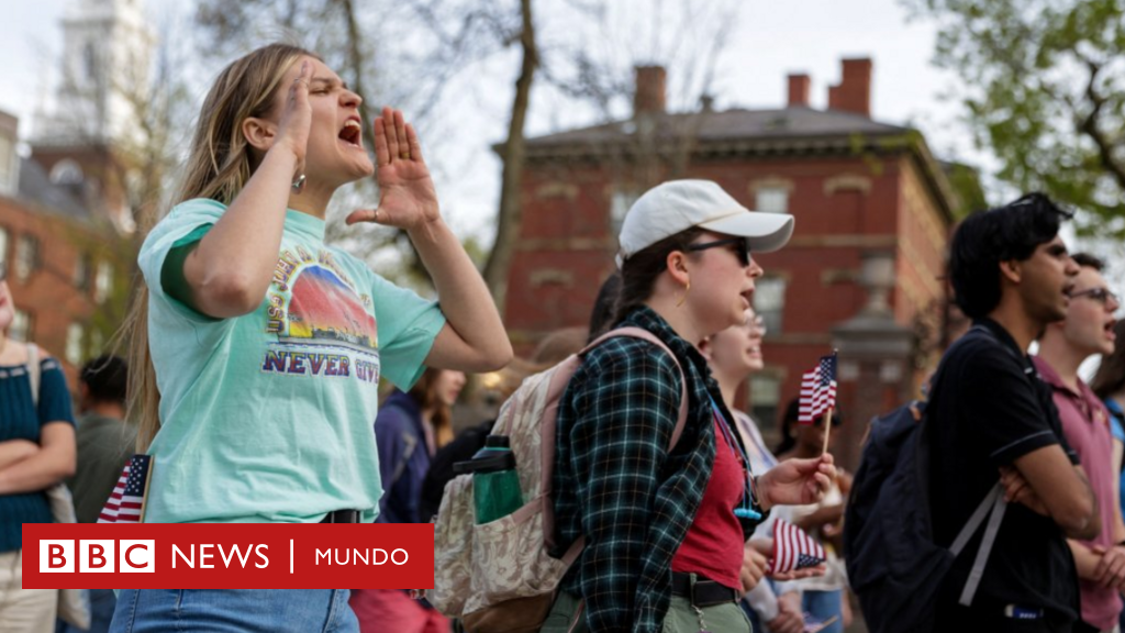 La Universidad de Harvard demanda al gobierno de Trump por revocarle el derecho a matricular a estudiantes extranjeros