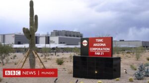 La hermética fábrica de Arizona que expone las contradicciones del plan de Trump para impulsar una nueva "edad de oro" en EE.UU.