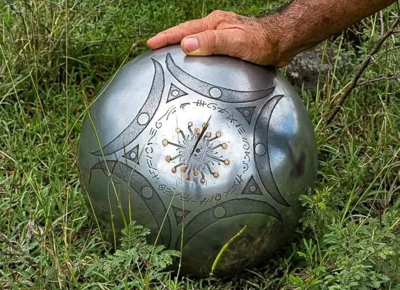 La misteriosa “esfera extraterrestre” que aterrizó en Colombia (VIDEO)