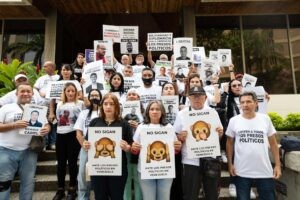 La petición de familiares de presos políticos en Venezuela al Gobierno de Petro