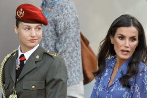 La reina Letizia viaja a Panamá para ver a la princesa Leonor en escala del buque Elcano - AlbertoNews