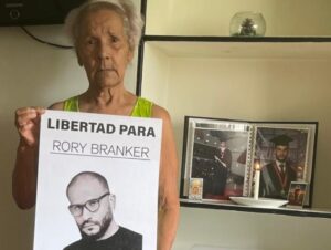 La terrible incertidumbre sobre el paradero de su hijo Rory Branker