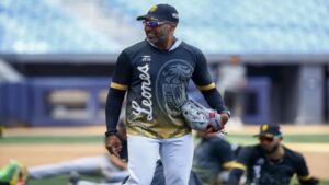 Leones confirma la continuidad de José Alguacil como mánager