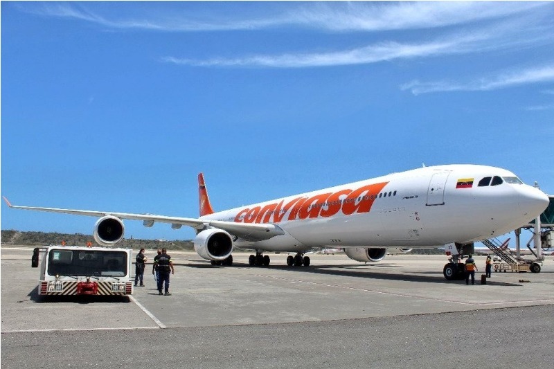 Llegan a Venezuela 195 migrantes deportados de EEUU en un vuelo desde Honduras - AlbertoNews