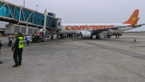 Llegan al país 90 migrantes venezolanos desde Honduras en nuevo vuelo del Plan Vuelta a la Patria