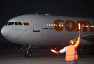 Llegaron a Venezuela otros 195 migrantes deportados de EEUU en un vuelo desde Honduras