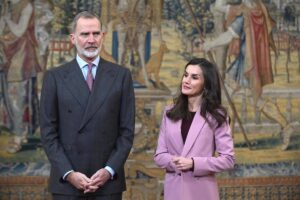Los Reyes felicitan a León XIV y destacan "su llamamiento a la paz", que recoge "el sentir" del pueblo español
