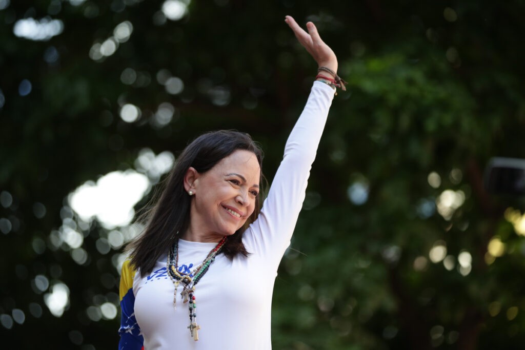 Machado prometió centros de votación vacíos el 25 de mayo