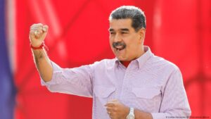 Maduro anuncia aumento de pensiones a 50 dólares – DW – 01/05/2025