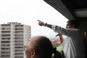 Maduro crea nuevo fondo especial para "triplicar inversión" en las comunas