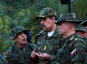 Maduro ordena reforzar planes de seguridad antes del 25 de mayo