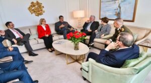 Maduro se reúne con el presidente de Cuba