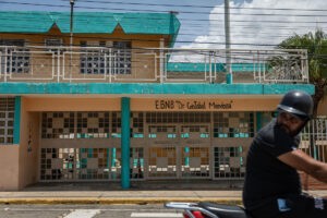 Maduro, un día antes de las elecciones, asegura que "operación tun tun va viento en popa"