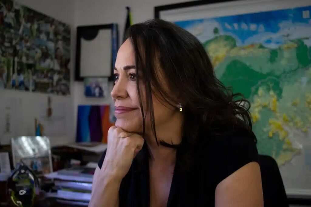 María Corina Machado expuso el centro criminal de Nicolás Maduro frente a parlamentarios británicos (VIDEO)