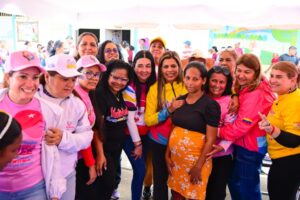 Más de 1400 familias beneficiadas en jornada médica y social en Caroní