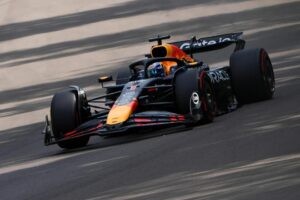 Max Verstappen gana en Imola por delante de los McLaren y Oscar Piastri sigue líder