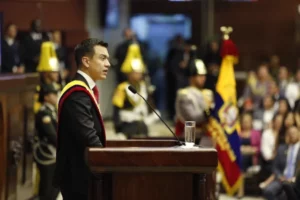 Noboa inicia su segundo mandato con dos prioridades: inversión y seguridad
