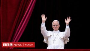 "Nunca más guerra", el papa León XIV pide la paz para Gaza, Ucrania y el mundo en su primer discurso dominical en la Plaza San Pedro