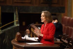 PP acusa a Sumar de sostener al Gobierno "mafioso" mientras Díaz exige que pidan perdón por la gestión de Ayuso y Mazón
