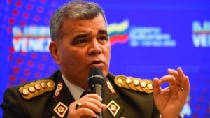 Padrino López acusó a Guyana de un presunto plan para «arrebatarle el Esequibo» a Venezuela