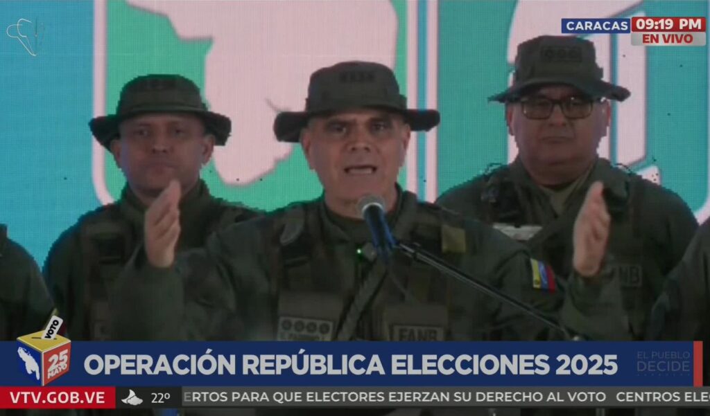 Padrino López llama a respetar resultados que emita el CNE