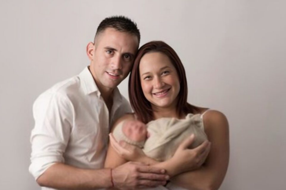 Nahuel Gallo y pareja