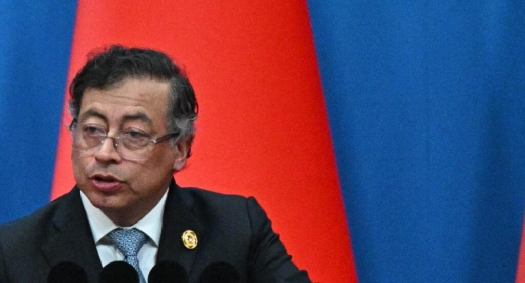 Petro niega corrupción en reforma pensional, pero sacan a la luz posible jugada