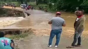 Precipitaciones en Falcón provocaron un colapso en la vialidad hacia varios municipios