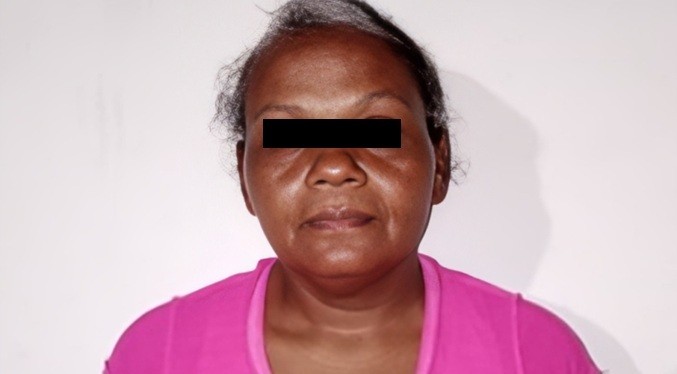 Presa por golpear y obligar a su hijo a la venta ambulante